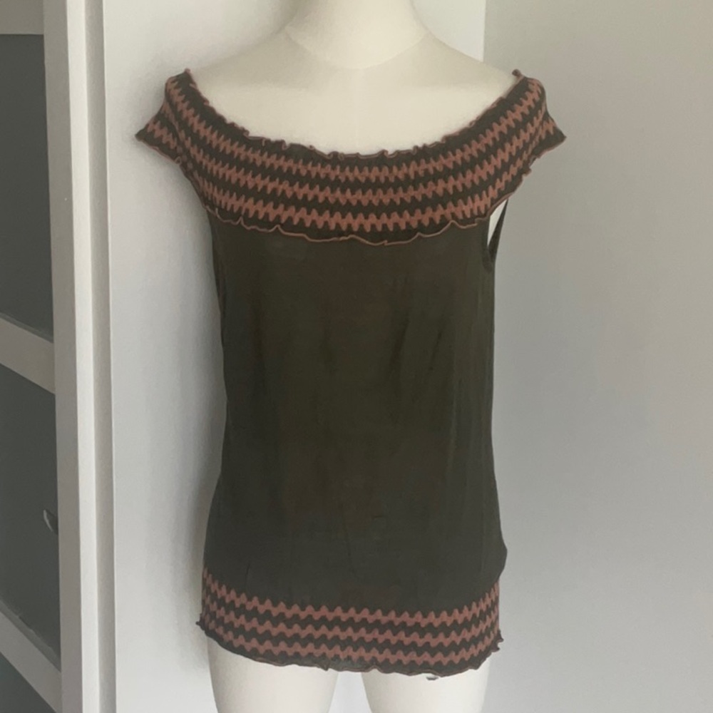 NWOT YVES SAINT LAURENT Olive Green and Tan Zigzag Top sz M